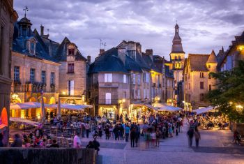 the majestic Sarlat, just 5 miles away