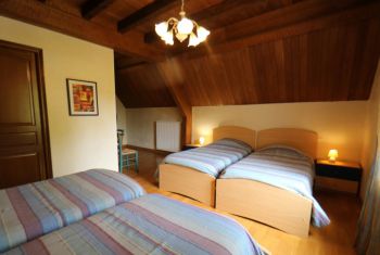 The dormitory bedroom offers 4 sleeps 