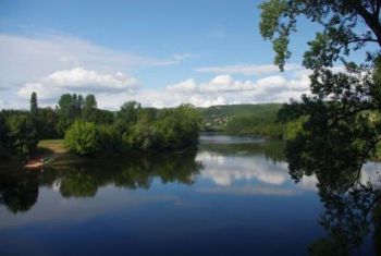 The Dordogne river at a glance 