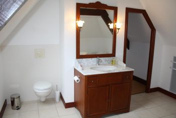 with en suite bathroom