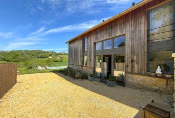 The Tabacco Barn 