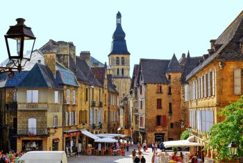 Sarlat la Canéda, the jewel of the Black Périgord 