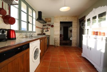 Tourondel Bas - kitchen 